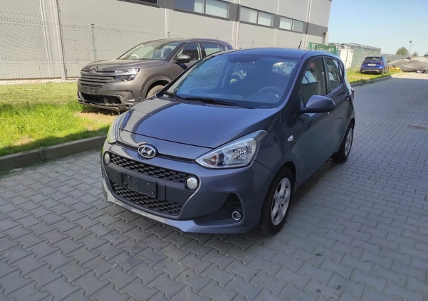 Hyundai i10 cena 15000 przebieg: 108500, rok produkcji 2016 z Żywiec małe 172